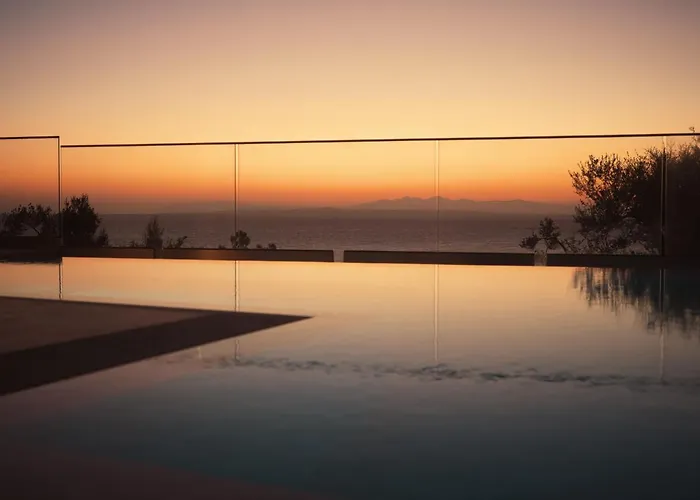 Uparati Villa - Hilltop Sea View Retreat