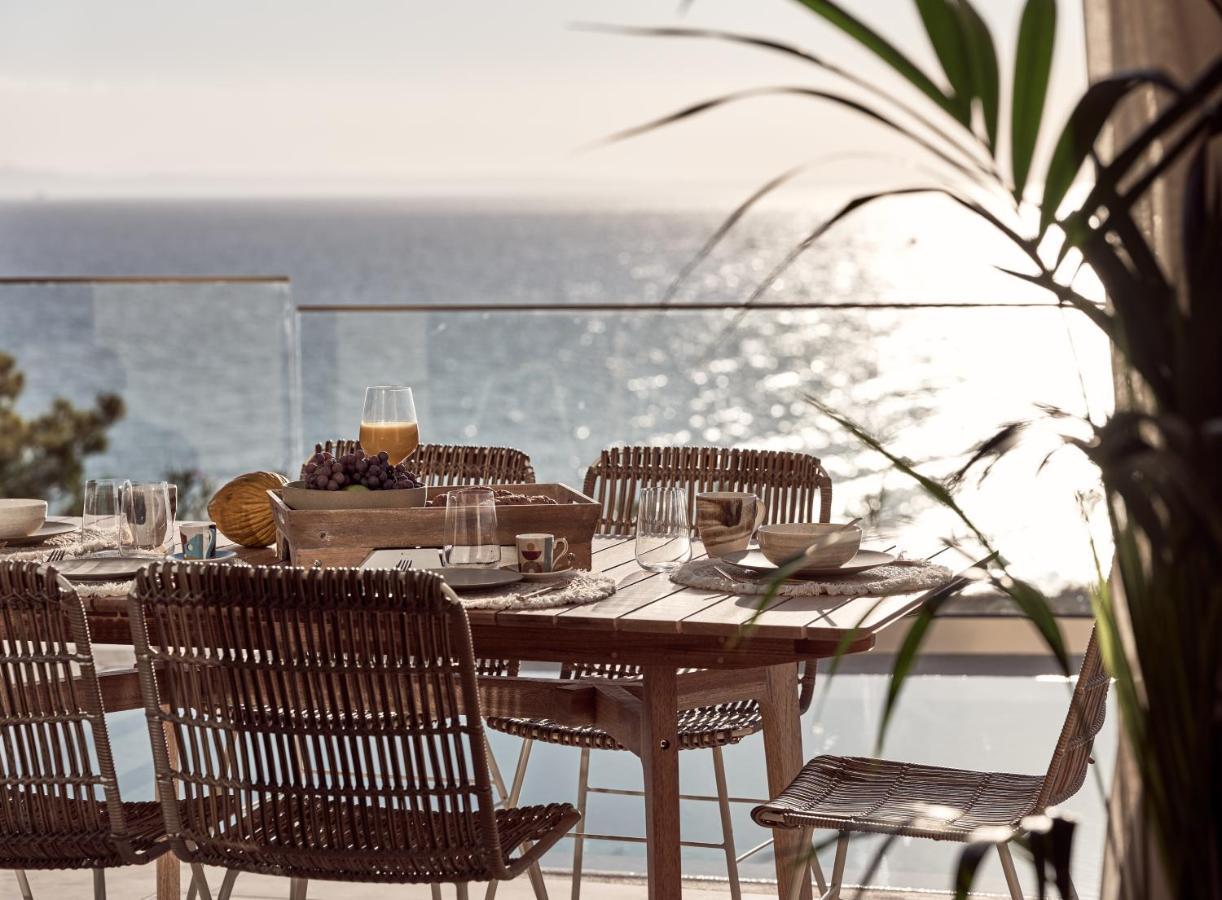Uparati - Hilltop Sea View Retreat Villa *